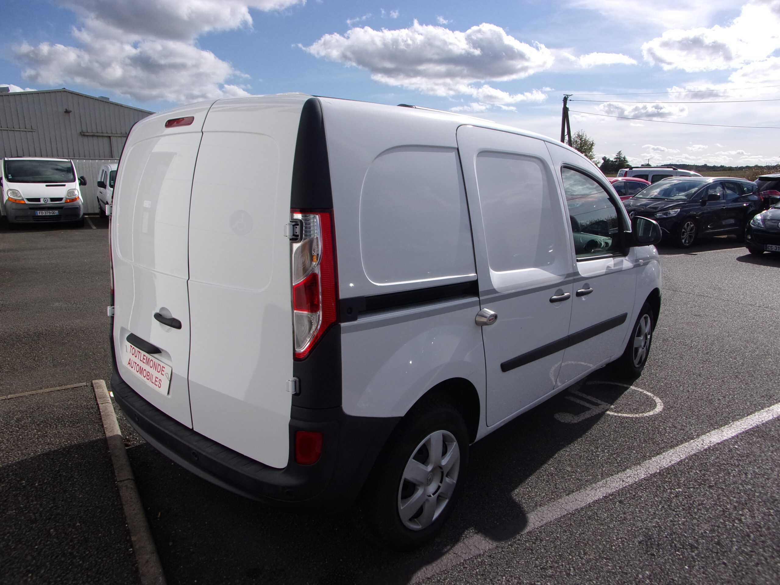 RENAULT KANGOO EXPRESS EXTRA R-LINK 1.5 DCI 75 ENERGY E6