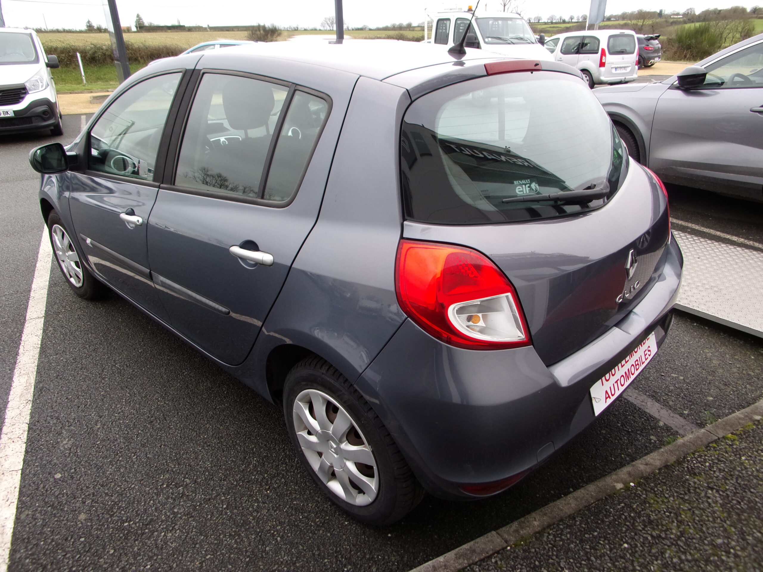 RENAULT CLIO III EXPRESSION TCE 100 ECO2