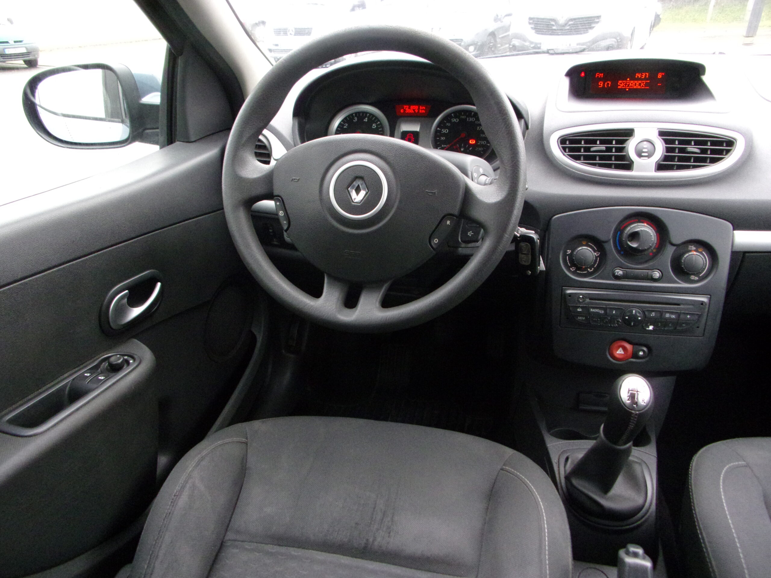 RENAULT CLIO III EXPRESSION TCE 100 ECO2